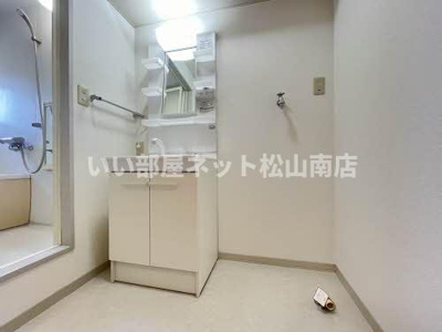 【洗面所】 | バリュージュ生石 Ｂ棟