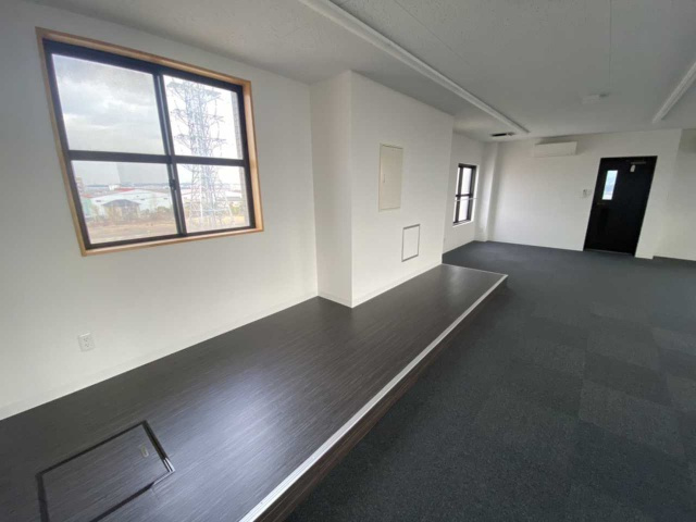 ピボット緒川の居間・リビング