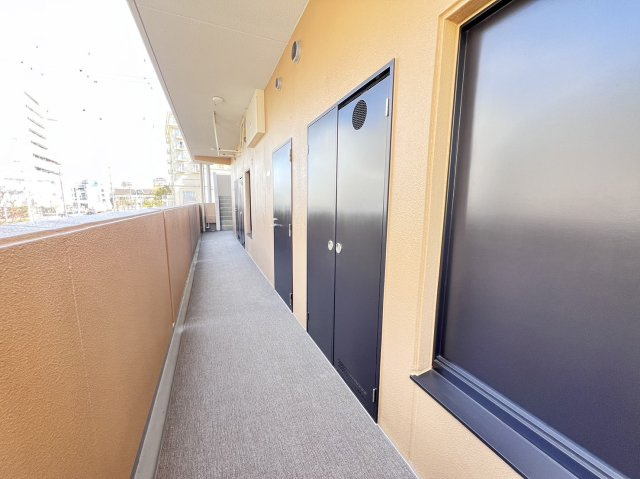 エヌコート店舗のバルコニー