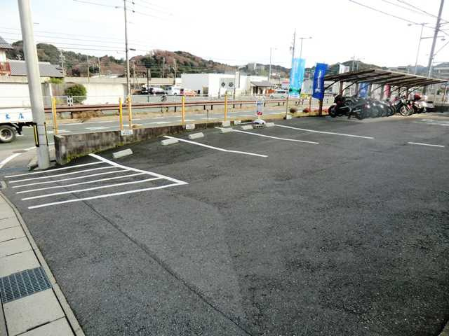 山綱 大谷様貸店舗の駐車場