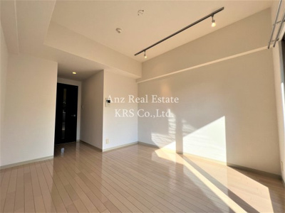 【洋室】 | エスリード阿波座シティーウエスト | エアコン付きのお部屋♪南面バルコニーで日当たり良好♪