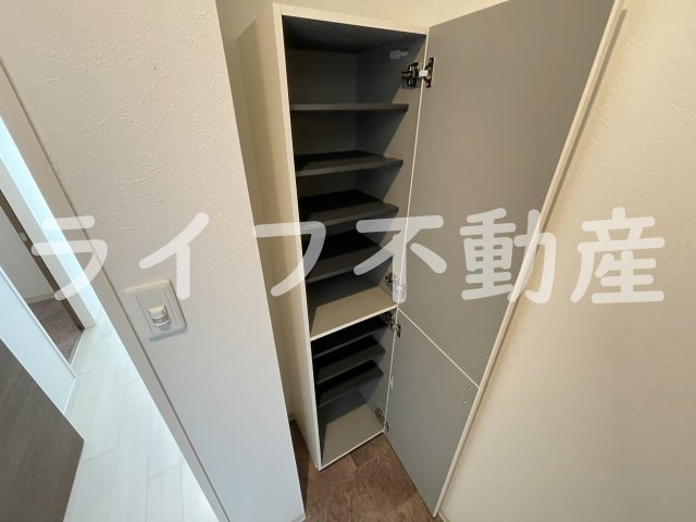 F asecia Ameniteの収納|こまごまとしたものを収納できそうですね