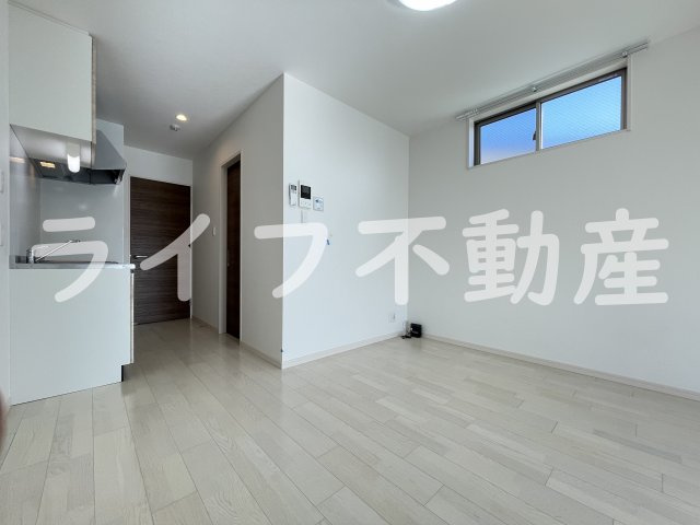 F asecia Ameniteの居間・リビング|こちらの居間で趣味の時間をお楽しみください
