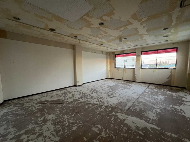 ピボット池下WESTの駐車場