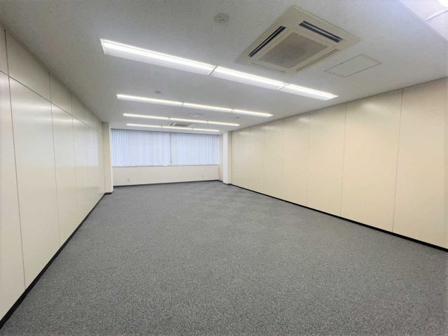 第5セントラルビルのロビー