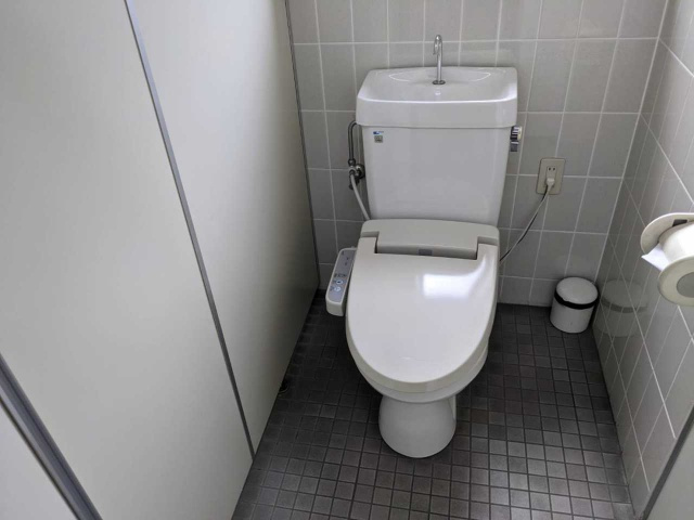 第5セントラルビルのトイレ
