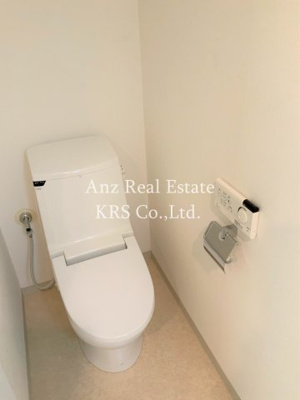 【トイレ】 | エスライズ四ツ橋 | 冬場での使用や清潔好きの方にうれしい温水洗浄便座♪