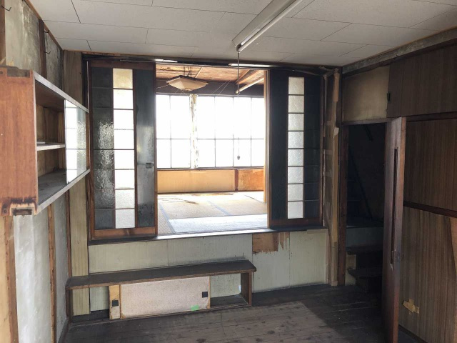 花ノ木町3丁目 貸店舗のエントランス