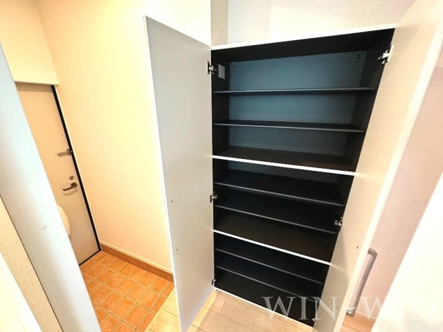 シップスガーデンの玄関