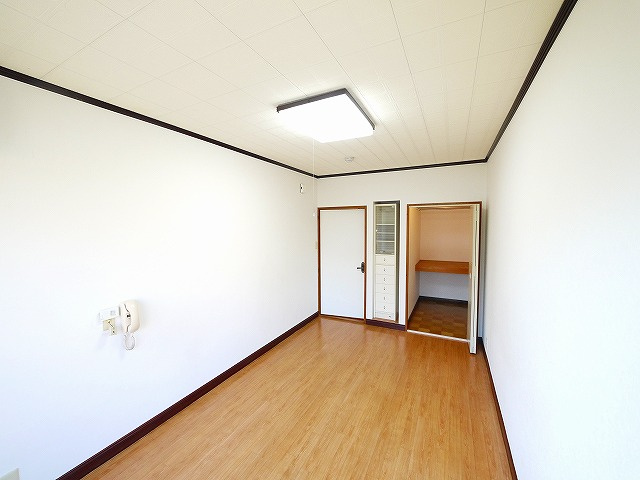 コーポあすなろAの洋室