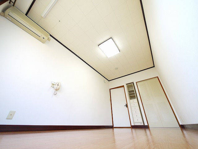 コーポあすなろAの居間・リビング