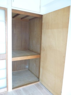 【収納】 | エクシードマンション南天神 | 別号室の写真になります。現況優先。