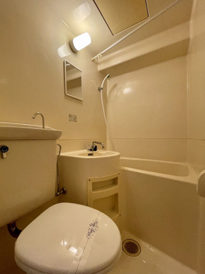 【浴室】 | エクシードマンション南天神 | 別号室の写真になります。現況優先。