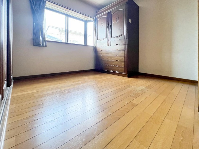 宇治市小倉町南堀池の居間・リビング