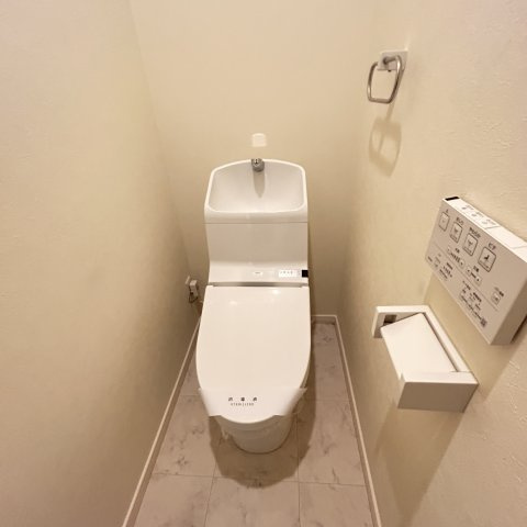 リブフラットのトイレ