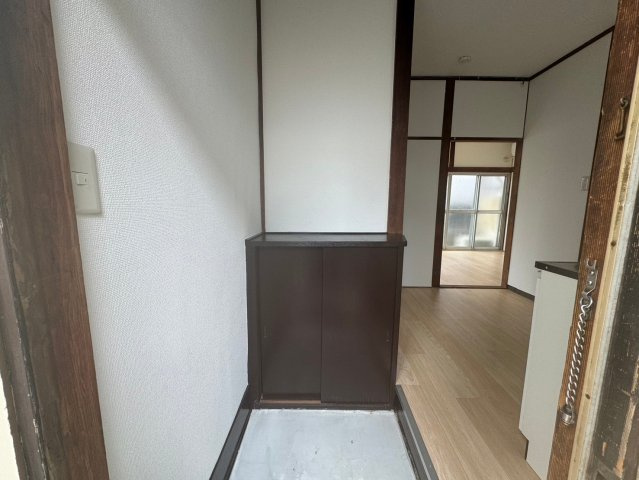 正和コーポの玄関