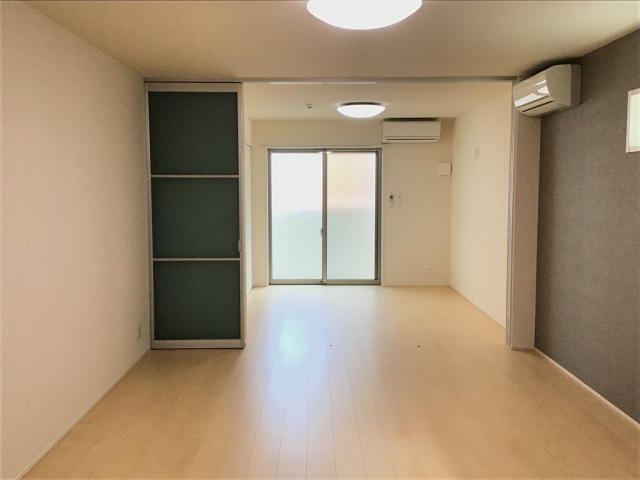 フジパレス岩田町Ⅰ番館の居間・リビング
