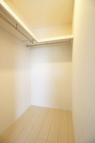 【収納】 | アストリア吉塚駅前 | 別号室の写真になります。現況優先。