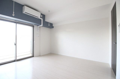 【バルコニー】 | アストリア吉塚駅前 | 別号室の写真になります。現況優先。
