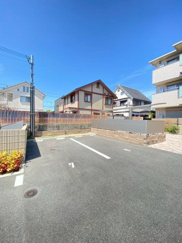 RocherVillageの駐車場