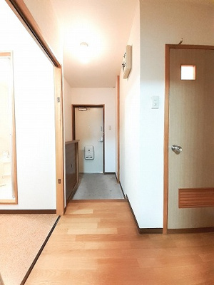 【玄関】 | ニューコーポあだち