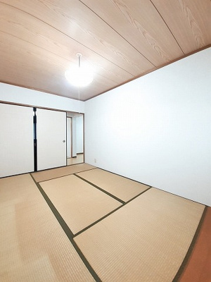 【寝室】 | ニューコーポあだち