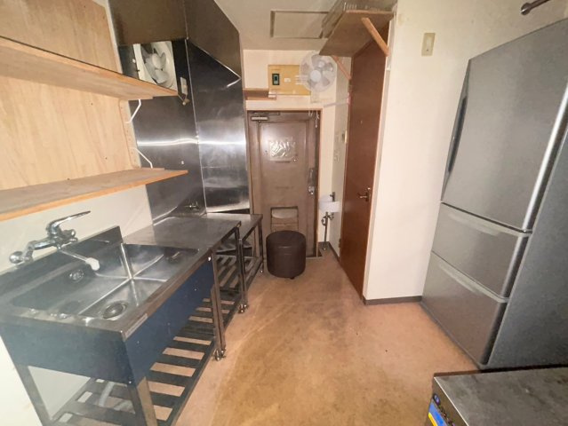 日の出町 ひふみビルのキッチン