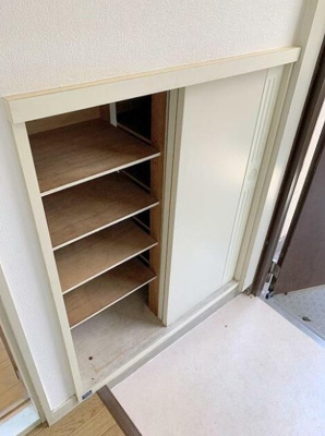 【玄関】 | フラワーハイツ