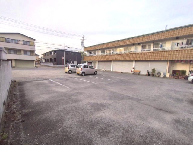 相生町 センター相生の駐車場