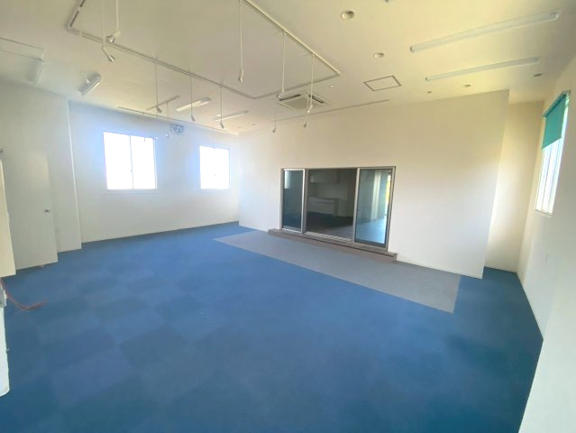 ピボット緒川の内装