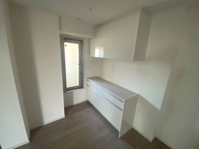 ピボット緒川の内装