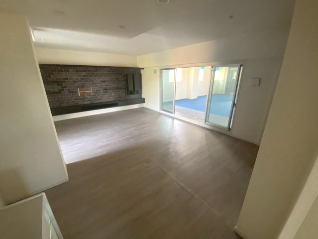 ピボット緒川の内装