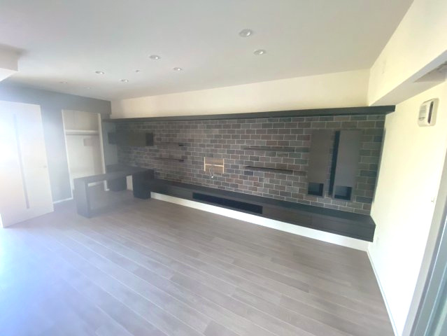 ピボット緒川の内装