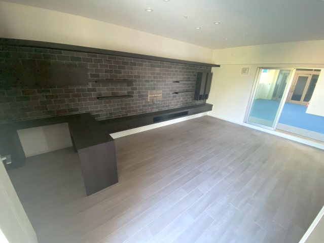 ピボット緒川の内装