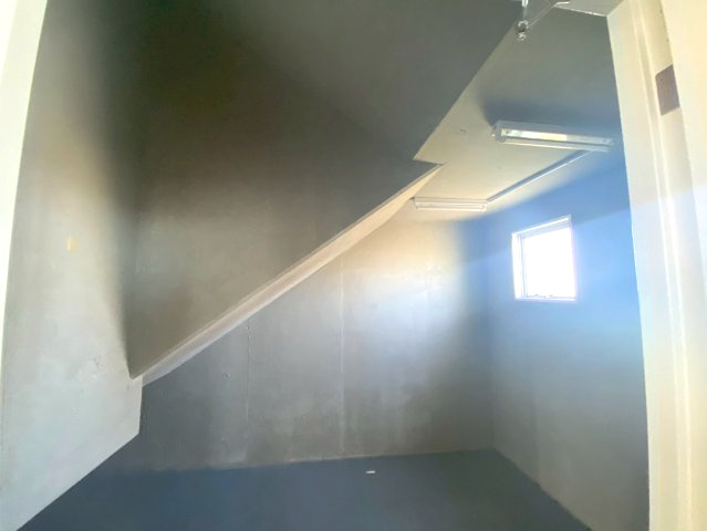 ピボット緒川の内装