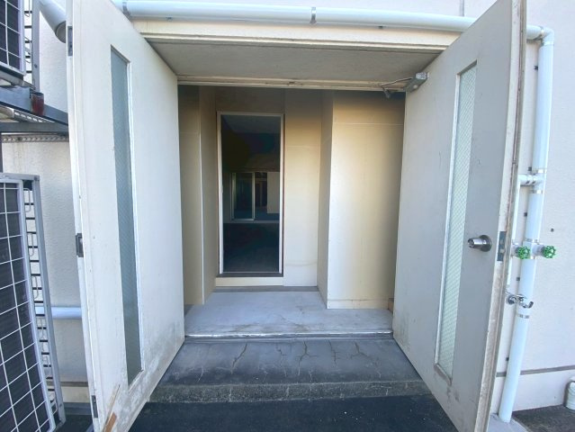 ピボット緒川の外観