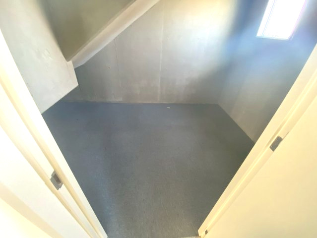 ピボット緒川の内装