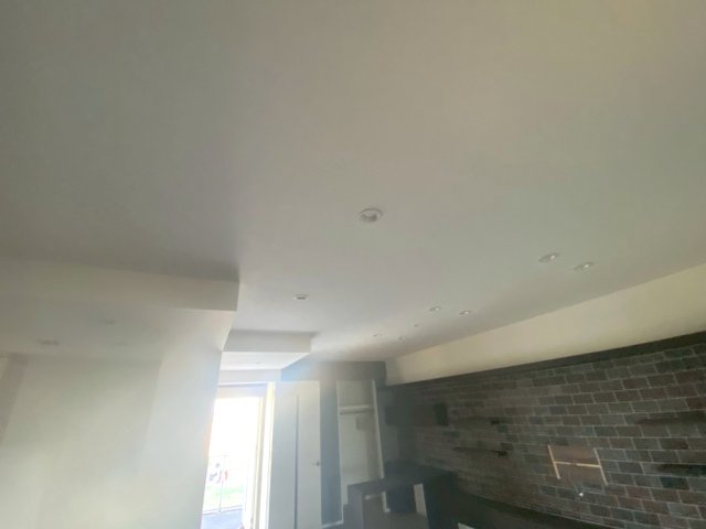 ピボット緒川の内装