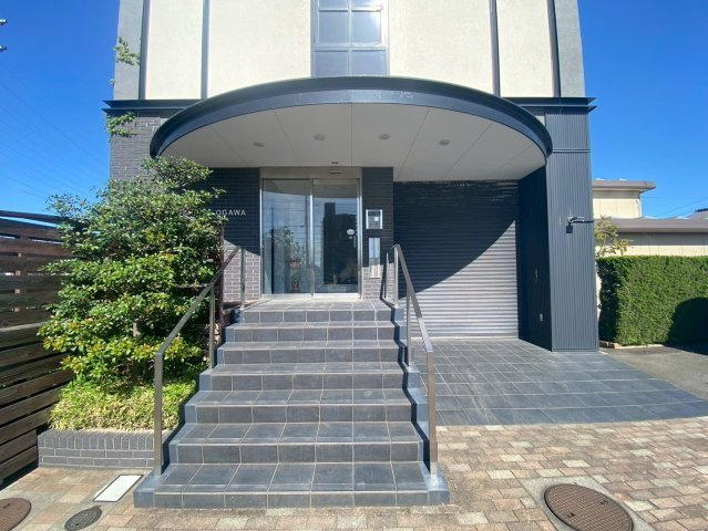 ピボット緒川の外観