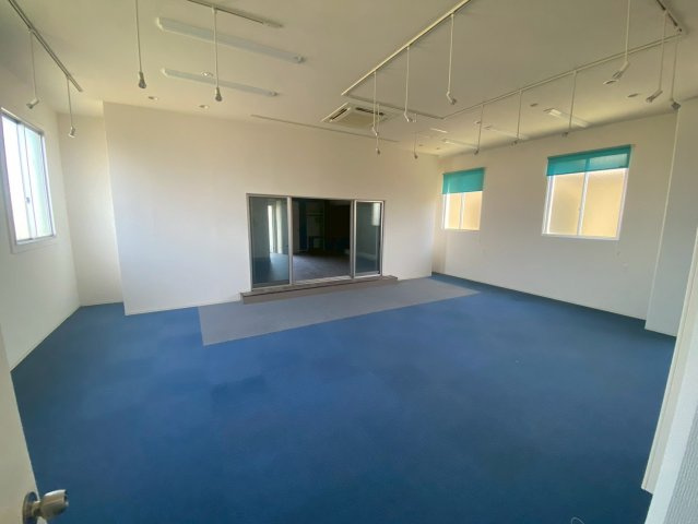 ピボット緒川の内装