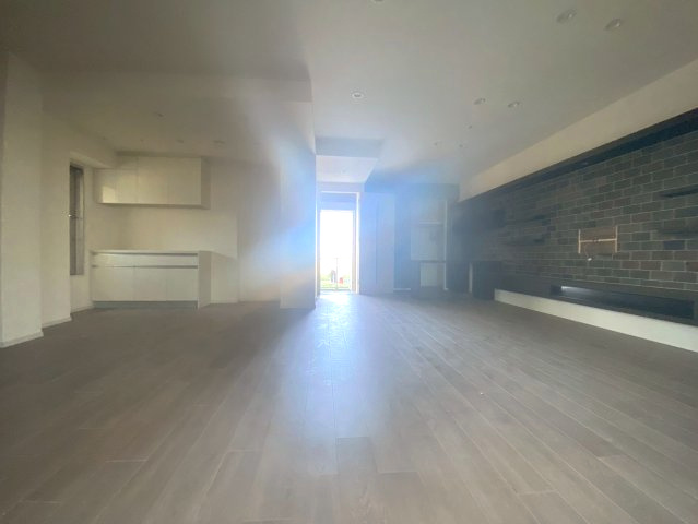 ピボット緒川の内装