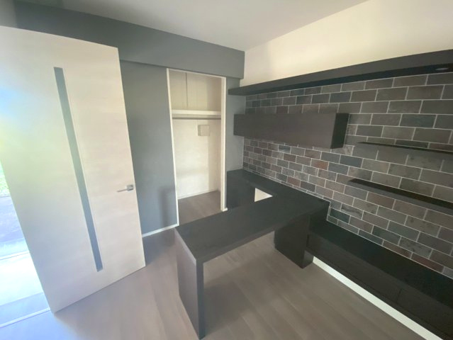 ピボット緒川の内装