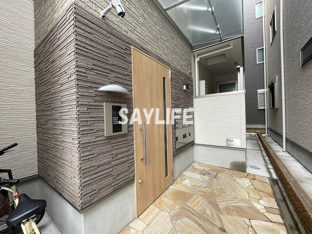 フジパレス城東諏訪サウスⅠ番館のエントランス