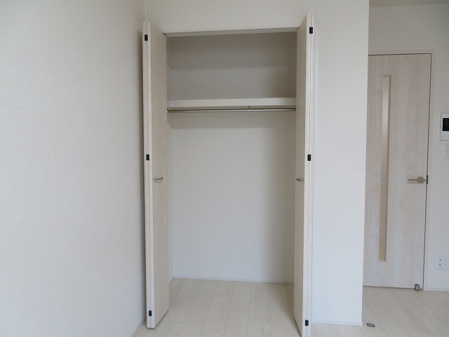 フジパレス城東諏訪サウスⅠ番館の収納