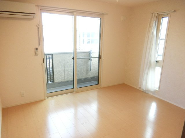 メルレットの洋室|写真は同マンション別部屋
