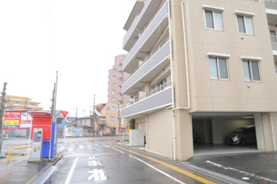 【外観】 | ダイアパレス八王子大和田 | マンションの外観は非常に重要なポイントです！外観の善し悪しは資産価値に大きな影響を与えます。外観のいいマンションを購入することで、高値で売却がしやすく、買い手が見つかりやすいというメリットがあります。