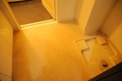 【脱衣所】 | ダイアパレス八王子大和田 | 洗面脱衣所は「体を綺麗に整える場所」という目的と役割を持っています。そして便利で使い勝手のいい「体を綺麗に整える場所」にするためには、配置や動線、照明や収納計画をしっかりと検討しておく必要があります。