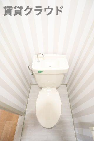 リバーサイド88のトイレ|落ち着いた色調のトイレです