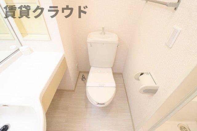 カーサ・カルモ亥鼻のトイレ|ゆったりとした空間のトイレです