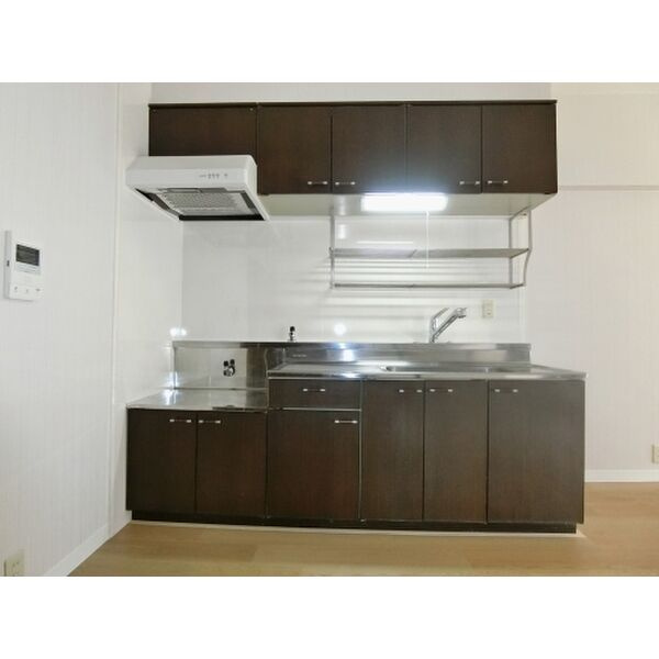 センチュリー中央【キャッシュバック対象物件】のキッチン|使いやすいキッチンです